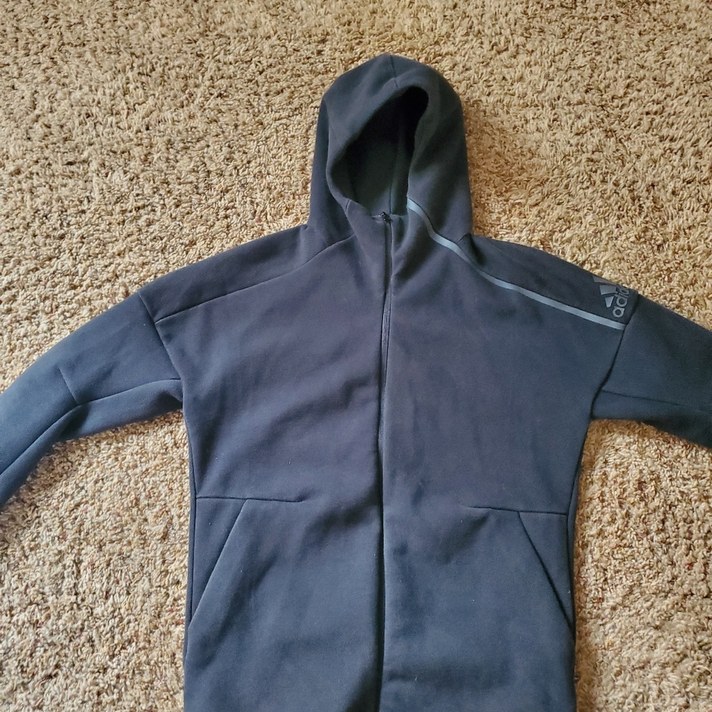 Adidas mens ZNE fast release zip up hoodie.